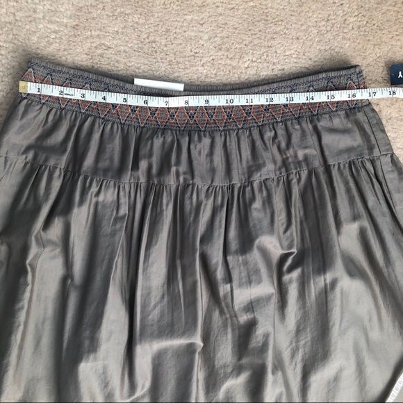 Old Navy Embroidered Aztec Print Tan Skirt Large - Picture 8 of 11